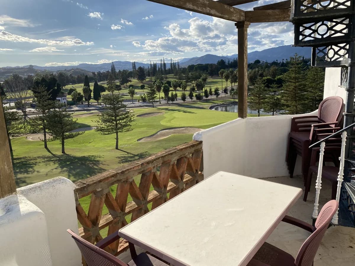 3 Bedroom Penthouse for Sale in Mijas, Málaga - Image 5