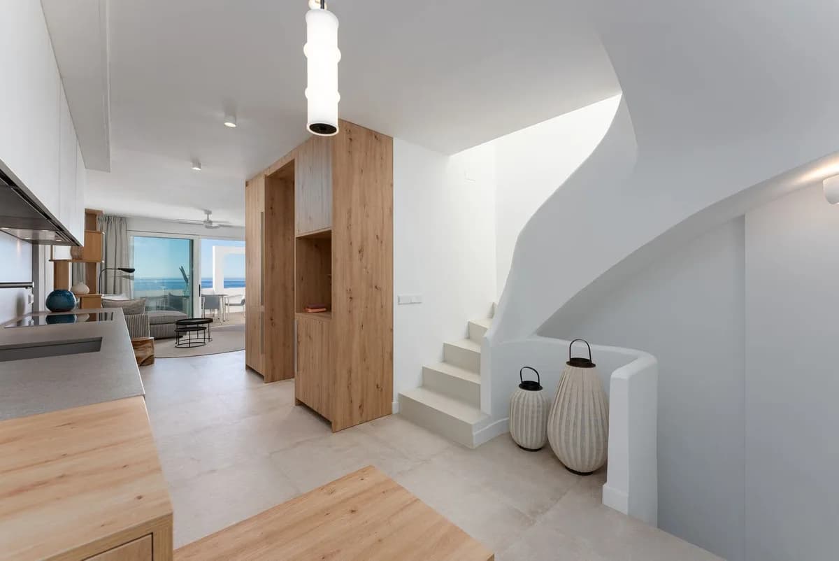 2 Bedroom Penthouse Duplex for Sale in Calahonda, Málaga - Image 7