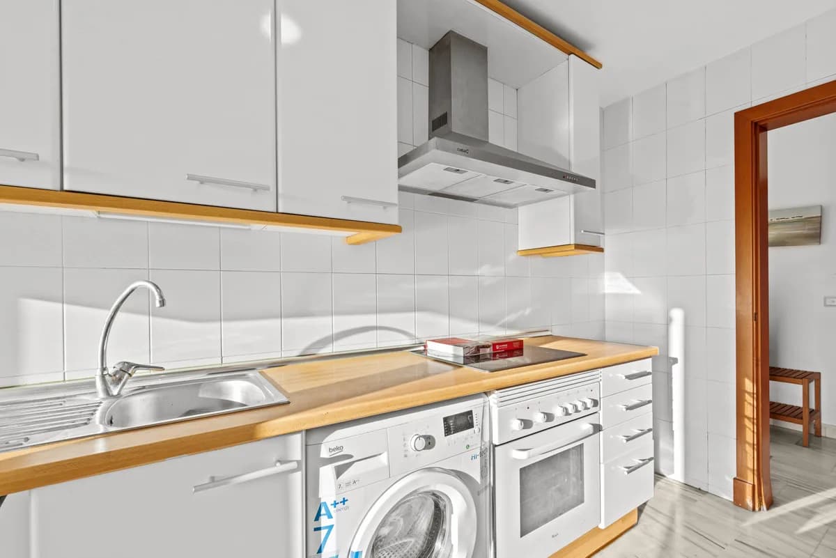 2 Bedroom Penthouse Duplex for Sale in Estepona, Málaga - Image 6