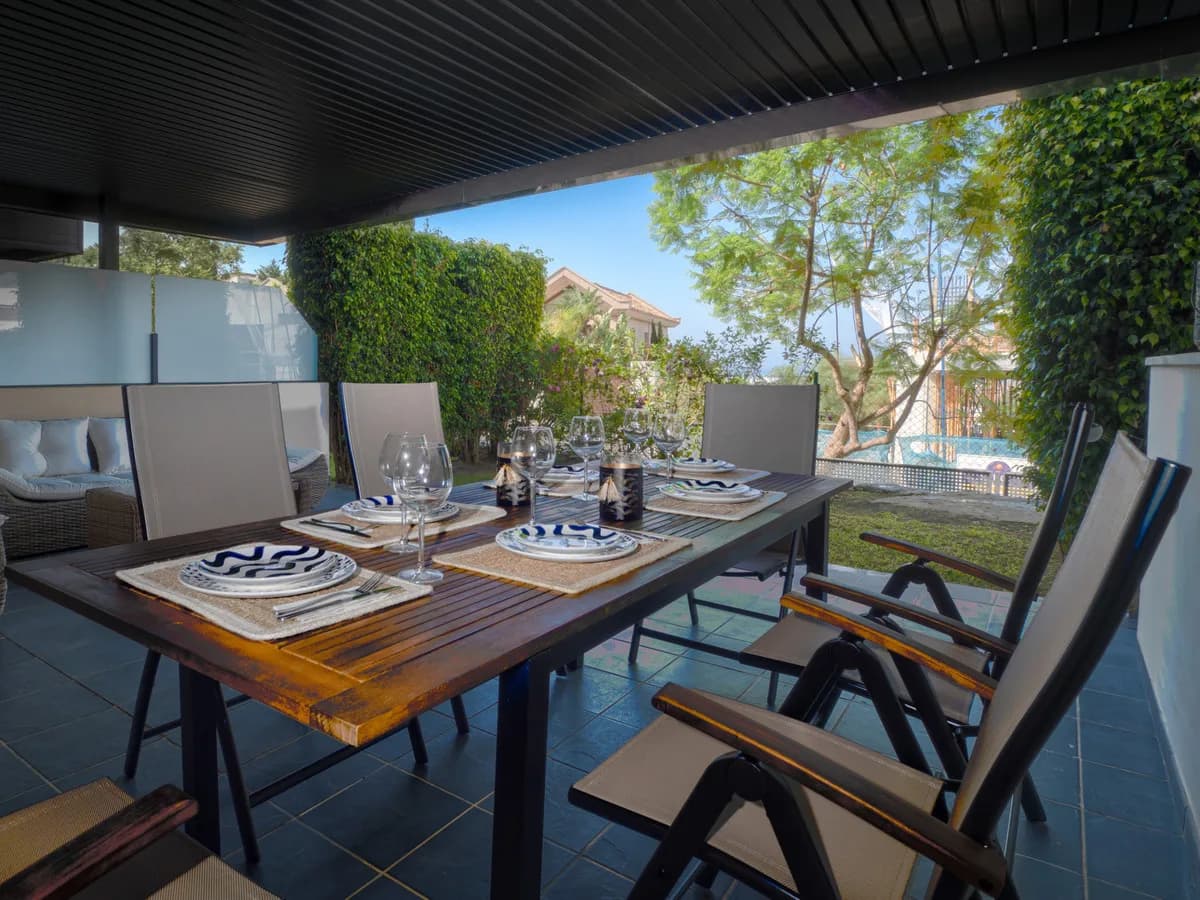 2 Bedroom Ground Floor Apartment for Sale in Los Flamingos, Málaga - Image 2