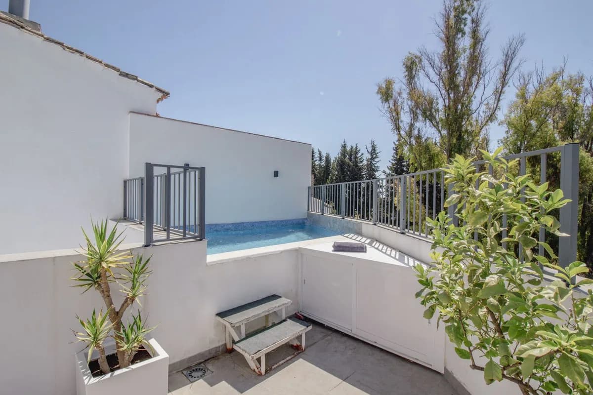 3 Bedroom Semi-Detached House for Sale in San Pedro de Alcántara, Málaga