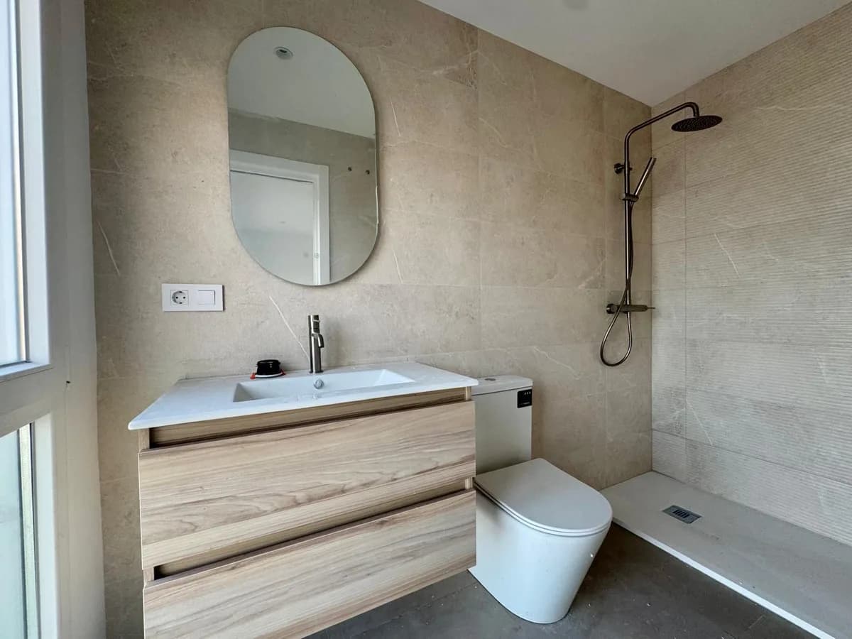 3 Bedroom Duplex for Sale in Torremolinos, Málaga - Image 3