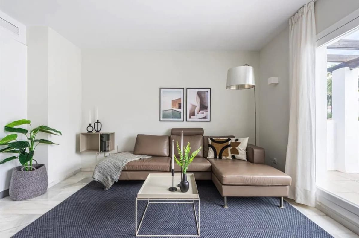 2 Bedroom Penthouse Duplex for Sale in Nueva Andalucía, Málaga - Image 8
