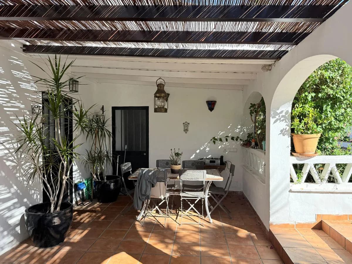 5 Bedroom Finca - Cortijo for Sale in Coín, Málaga - Image 8