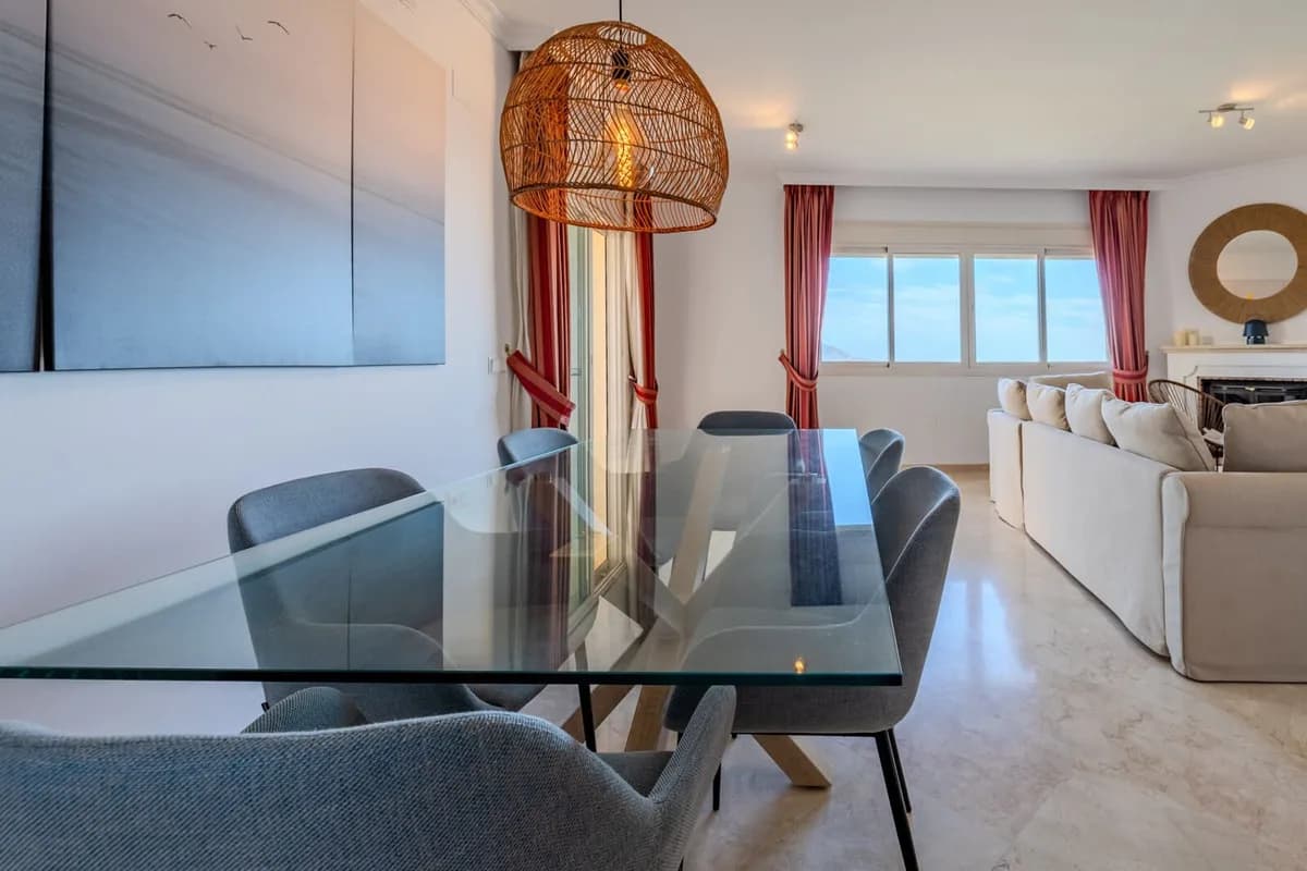 3 Bedroom Penthouse for Sale in La Mairena, Málaga - Image 8