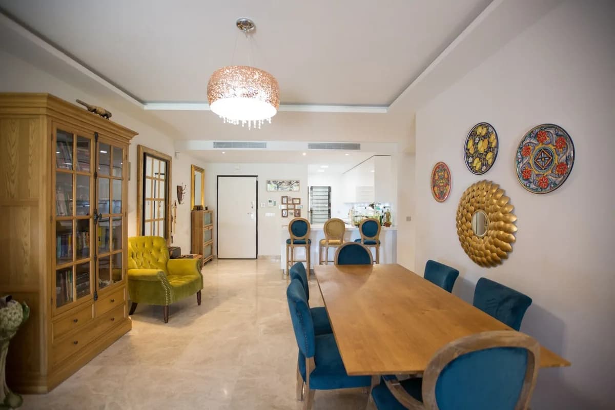 2 Bedroom Ground Floor Apartment for Sale in Nueva Andalucía, Málaga - Image 8