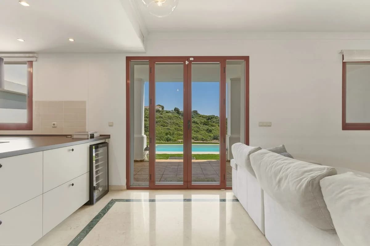 3 Bedroom Townhouse for Sale in Doña Julia, Málaga - Image 2