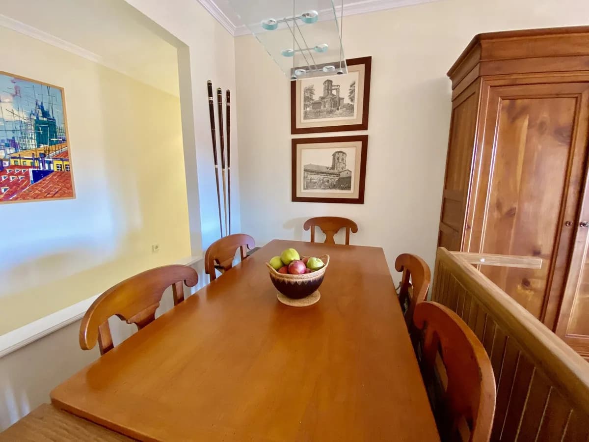 3 Bedroom Middle Floor Apartment for Sale in Hacienda del Sol, Málaga - Image 7