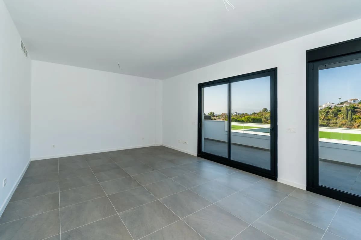 2 Bedroom Townhouse for Sale in Manilva, Málaga - Image 3
