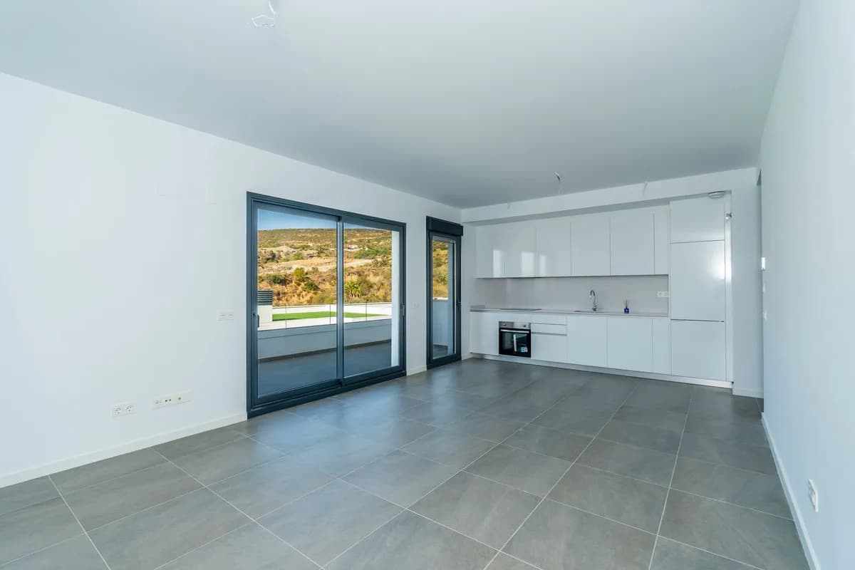 2 Bedroom Townhouse for Sale in Manilva, Málaga - Image 4