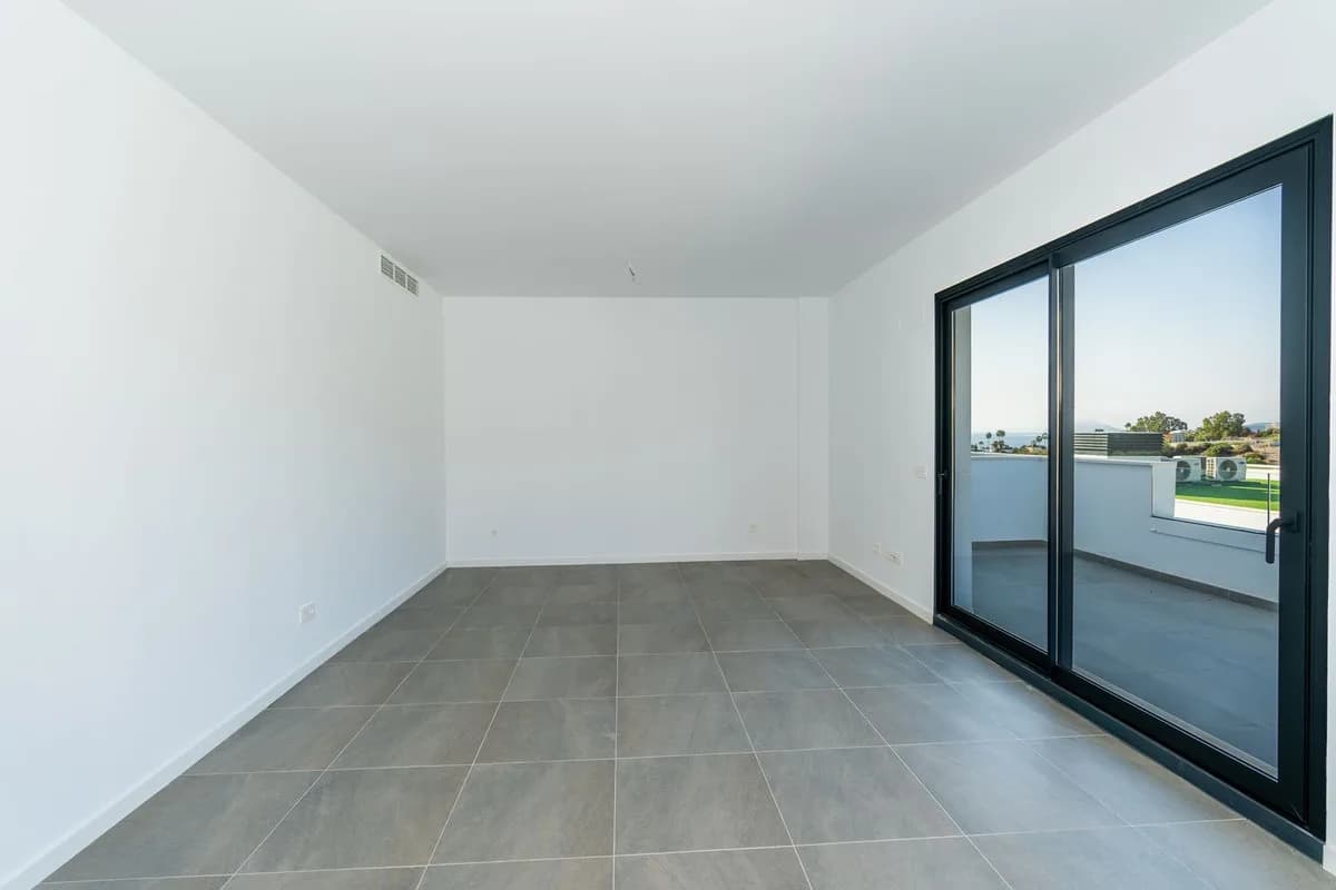 2 Bedroom Townhouse for Sale in Manilva, Málaga - Image 8