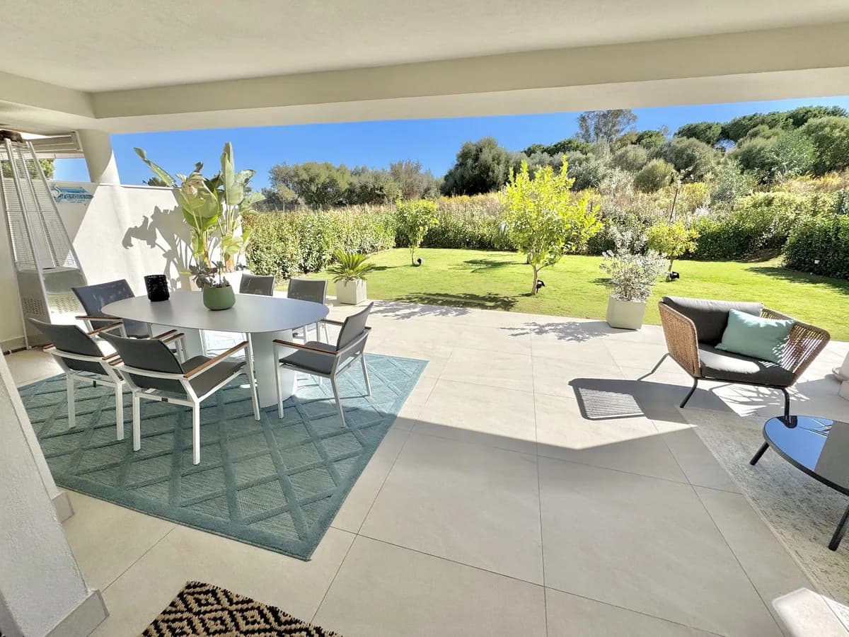 3 Bedroom Ground Floor Apartment for Sale in La Cala Golf, Málaga - Image 2