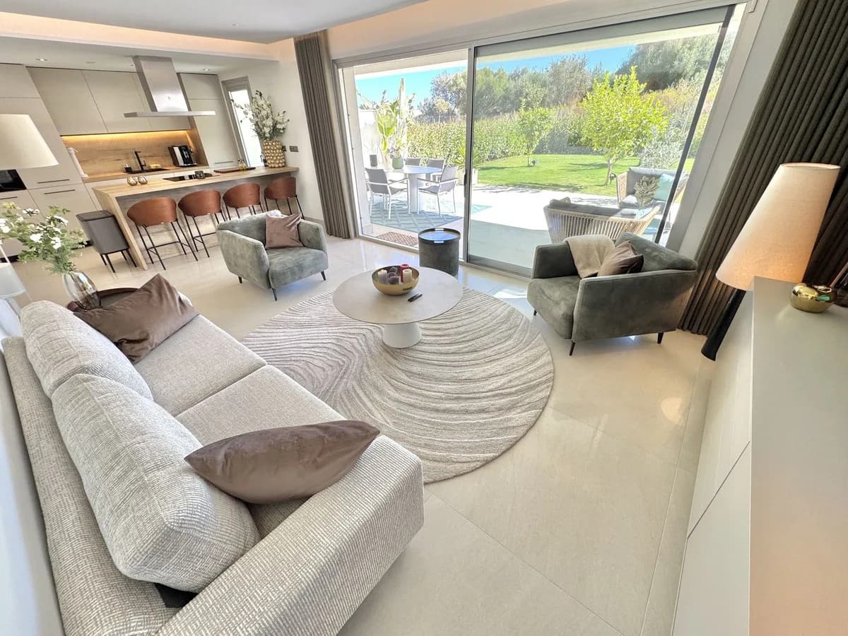 3 Bedroom Ground Floor Apartment for Sale in La Cala Golf, Málaga - Image 9