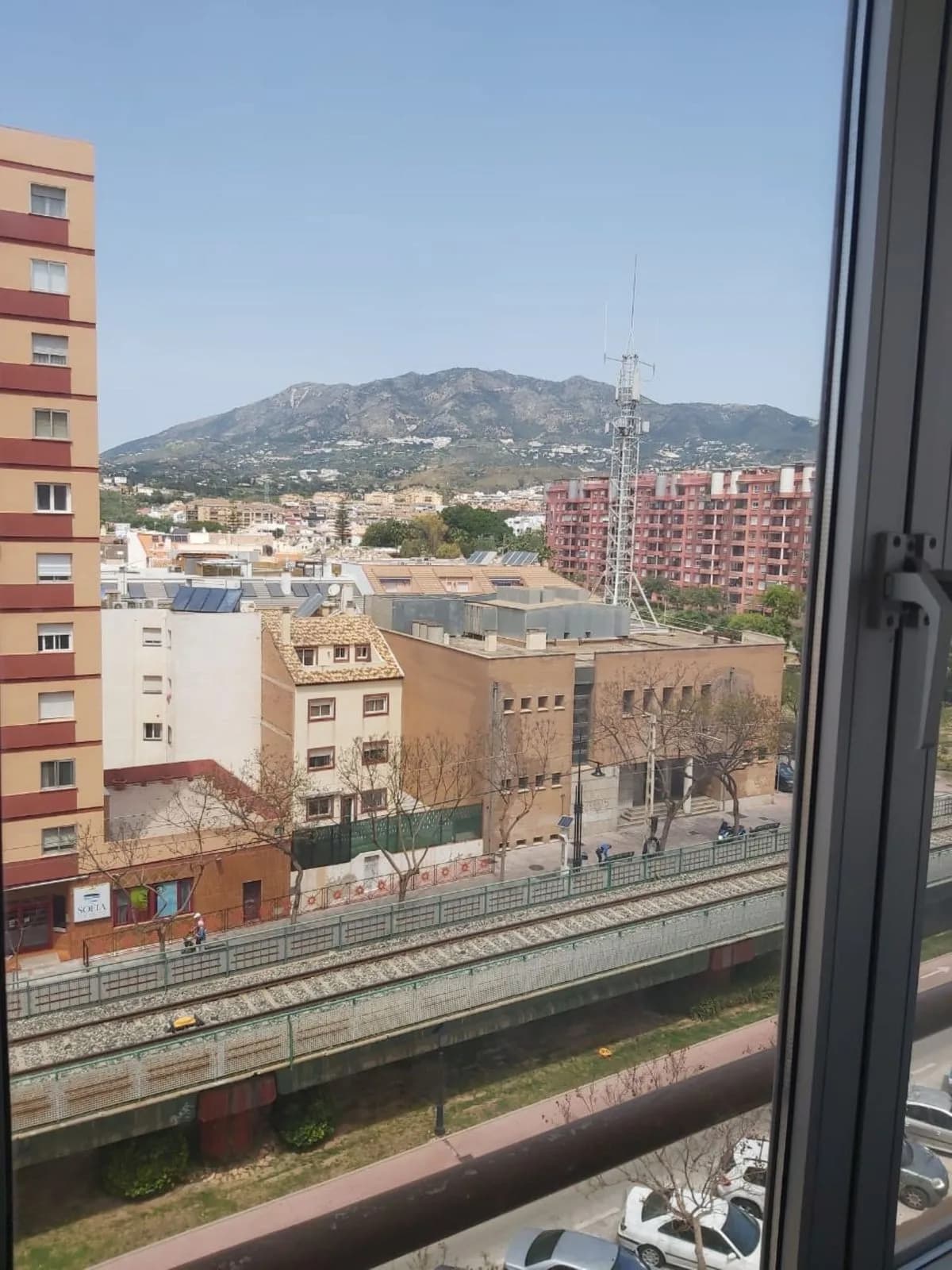2 Bedroom Middle Floor Apartment for Sale in Fuengirola, Málaga - Image 7