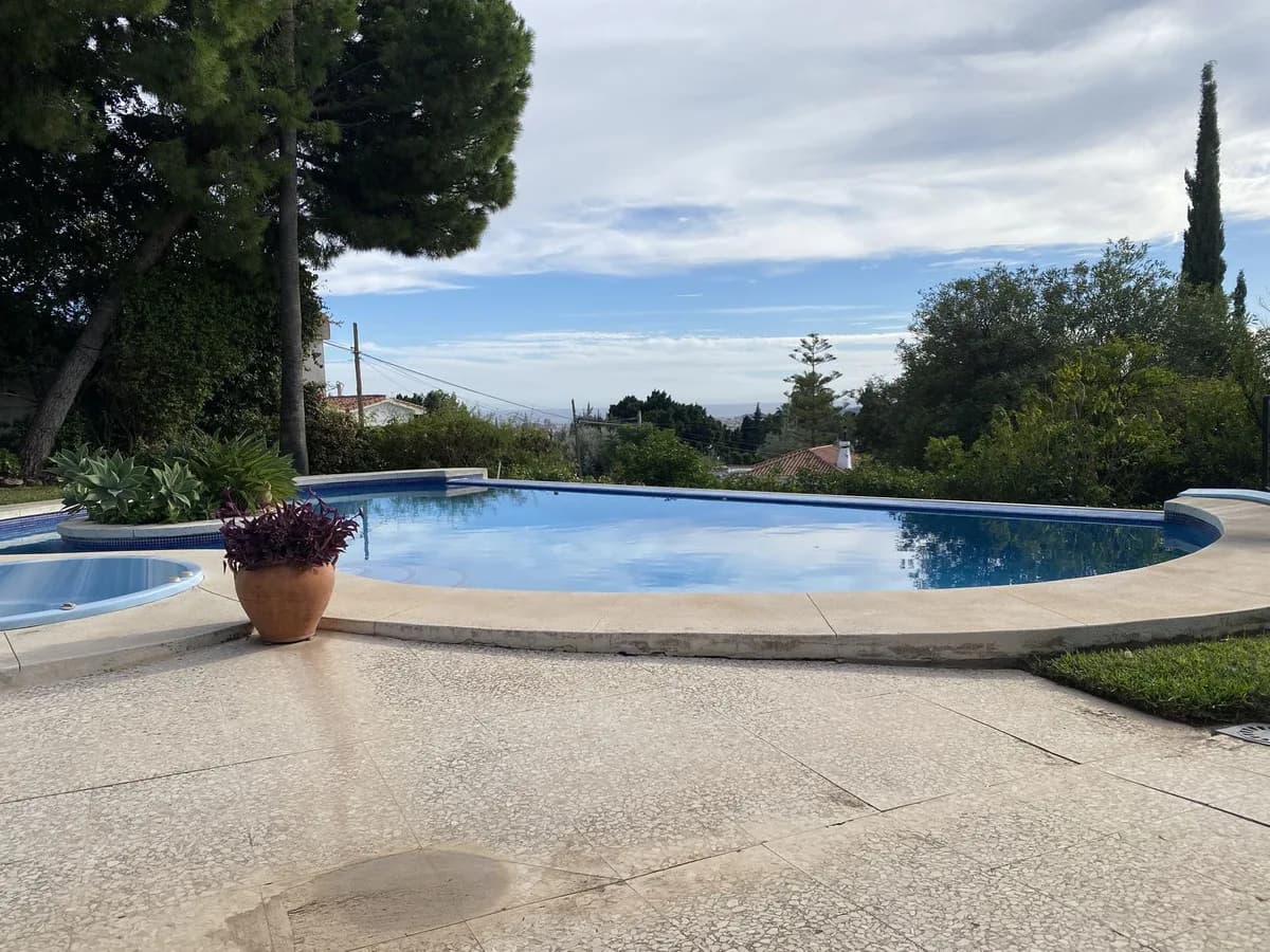 4 Bedroom Detached Villa for Sale in Mijas, Málaga - Image 4