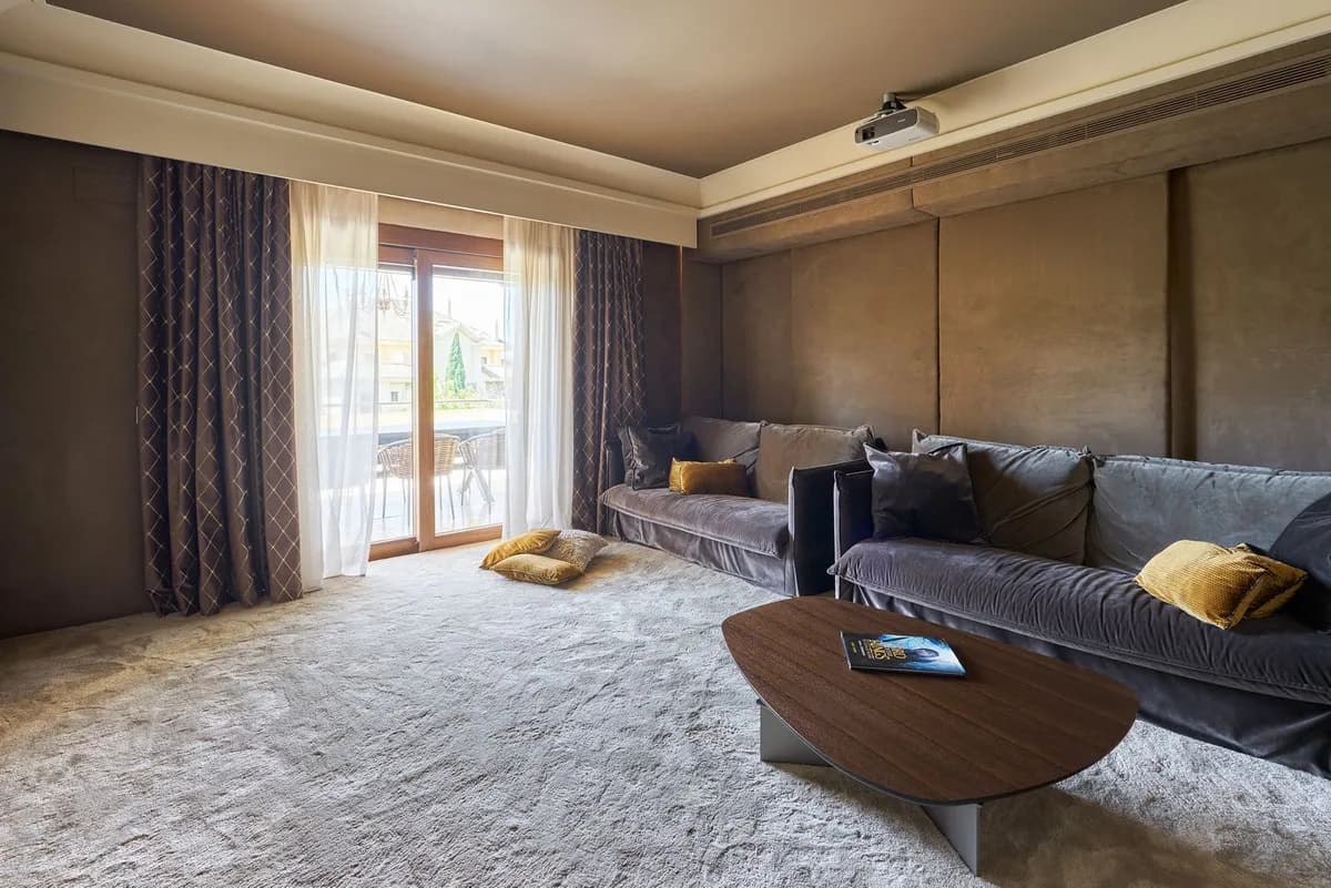4 Bedroom Penthouse for Sale in Sotogrande, Cádiz - Image 7
