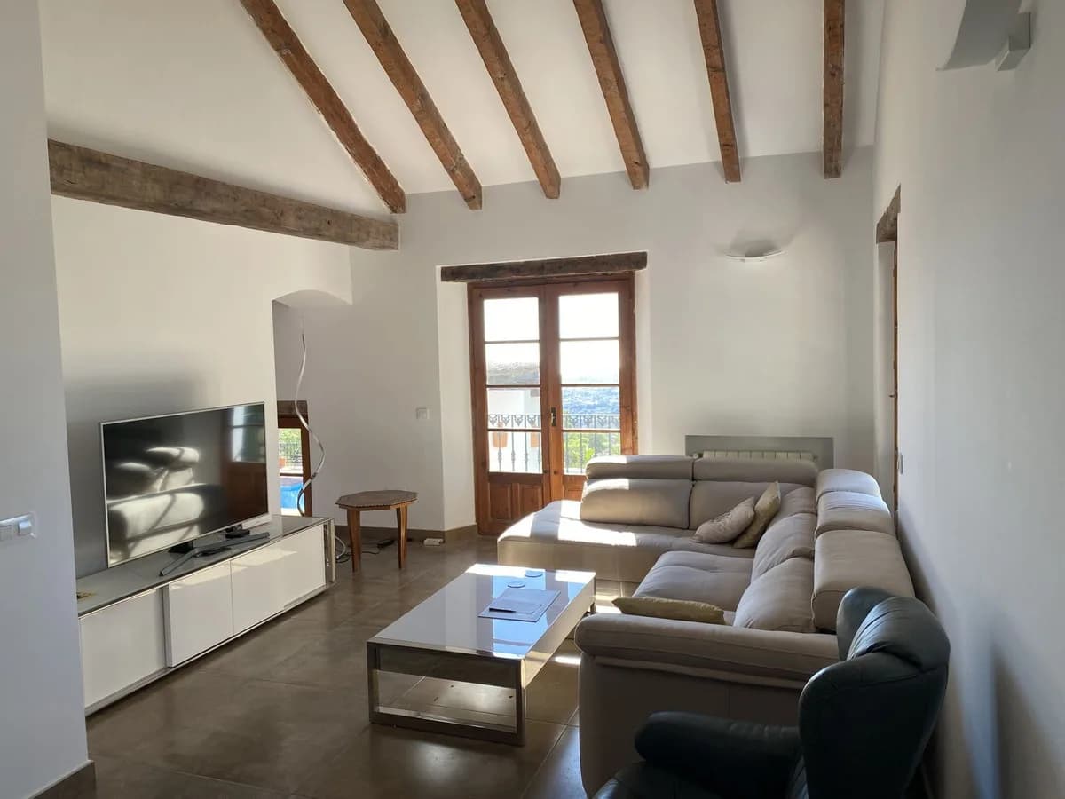 4 Bedroom Detached Villa for Sale in Mijas, Málaga - Image 7