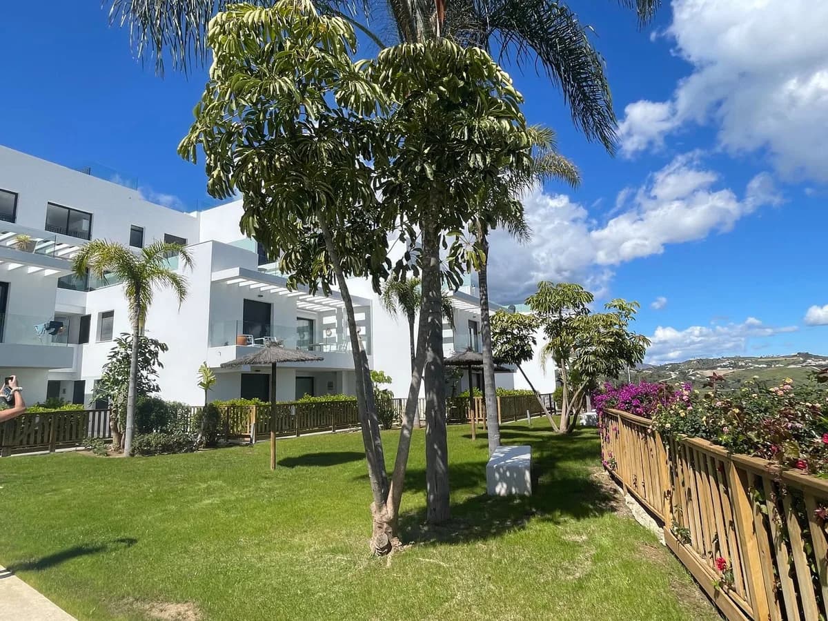 3 Bedroom Middle Floor Apartment for Sale in La Cala, Málaga