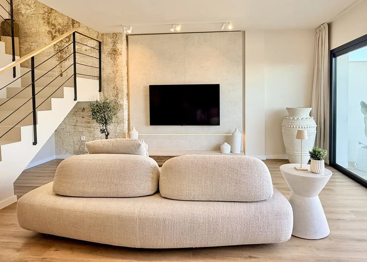 3 Bedroom Townhouse for Sale in Elviria, Málaga - Image 8