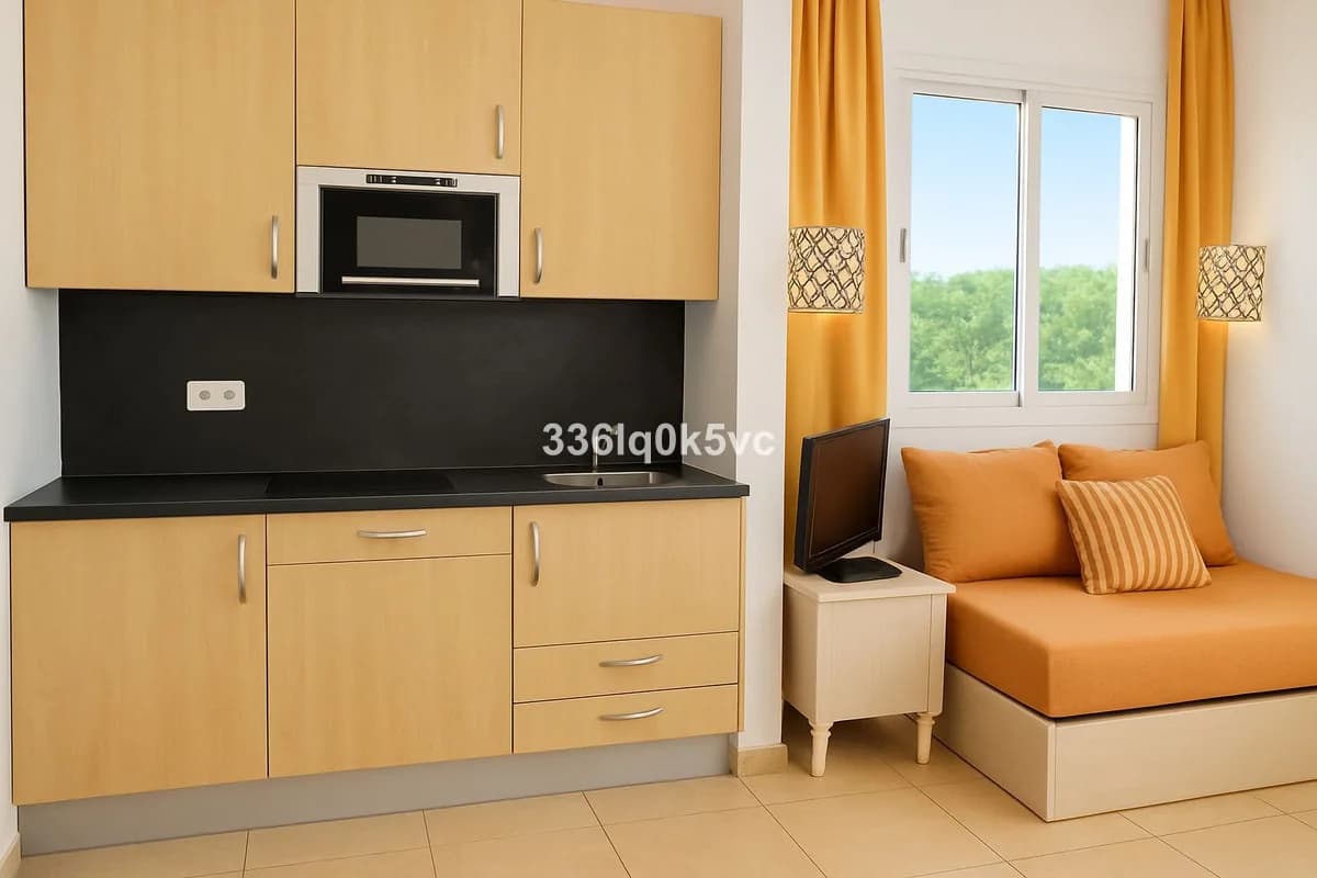 1 Bedroom Middle Floor Apartment for Sale in Manilva, Málaga - Image 4