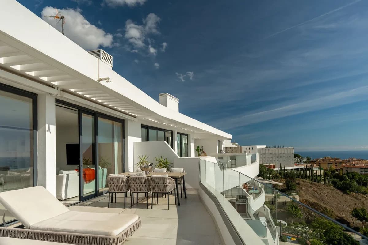 3 Bedroom Penthouse for Sale in Fuengirola, Málaga - Image 9