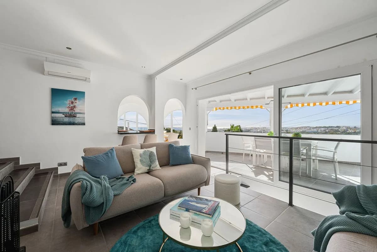 3 Bedroom Townhouse for Sale in Nueva Andalucía, Málaga - Image 7