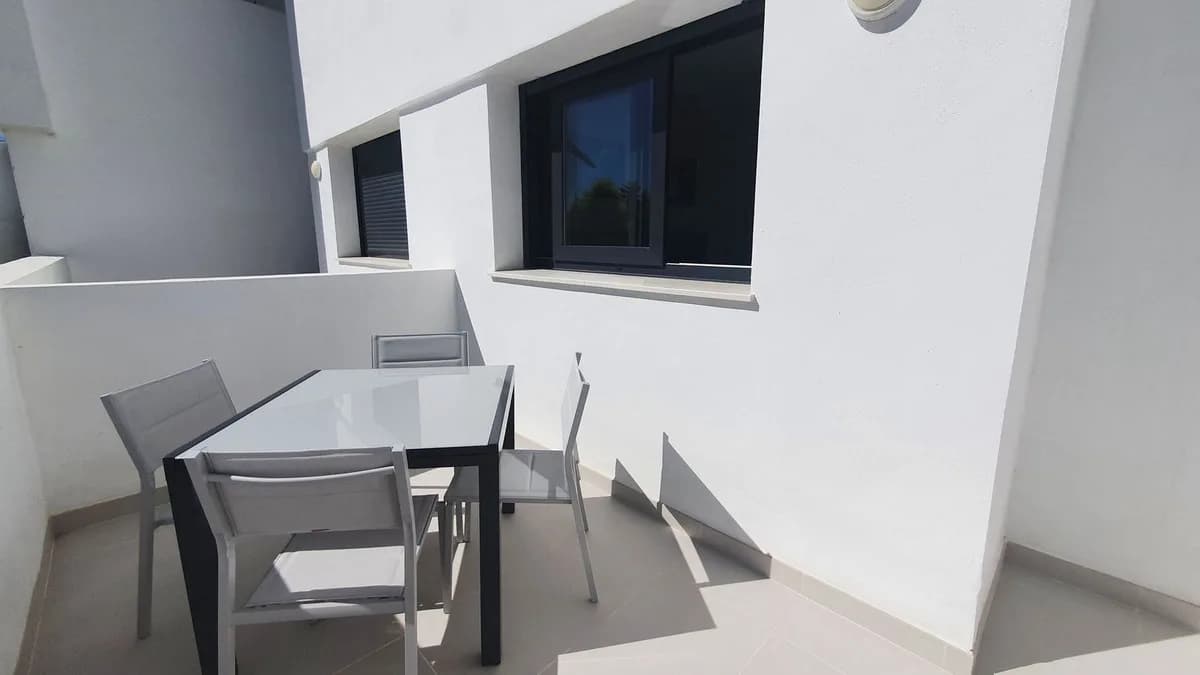 2 Bedroom Ground Floor Apartment for Sale in Bel Air, Málaga - Image 5