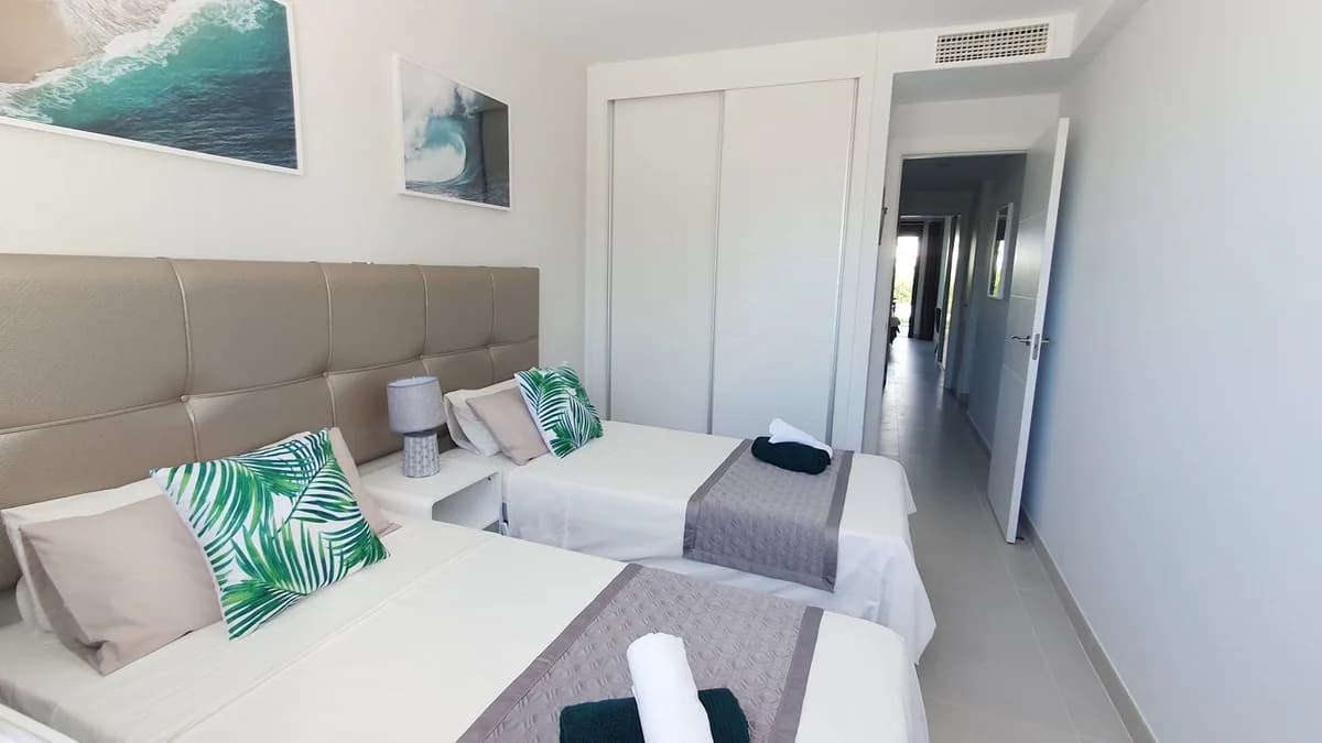 2 Bedroom Ground Floor Apartment for Sale in Bel Air, Málaga - Image 9