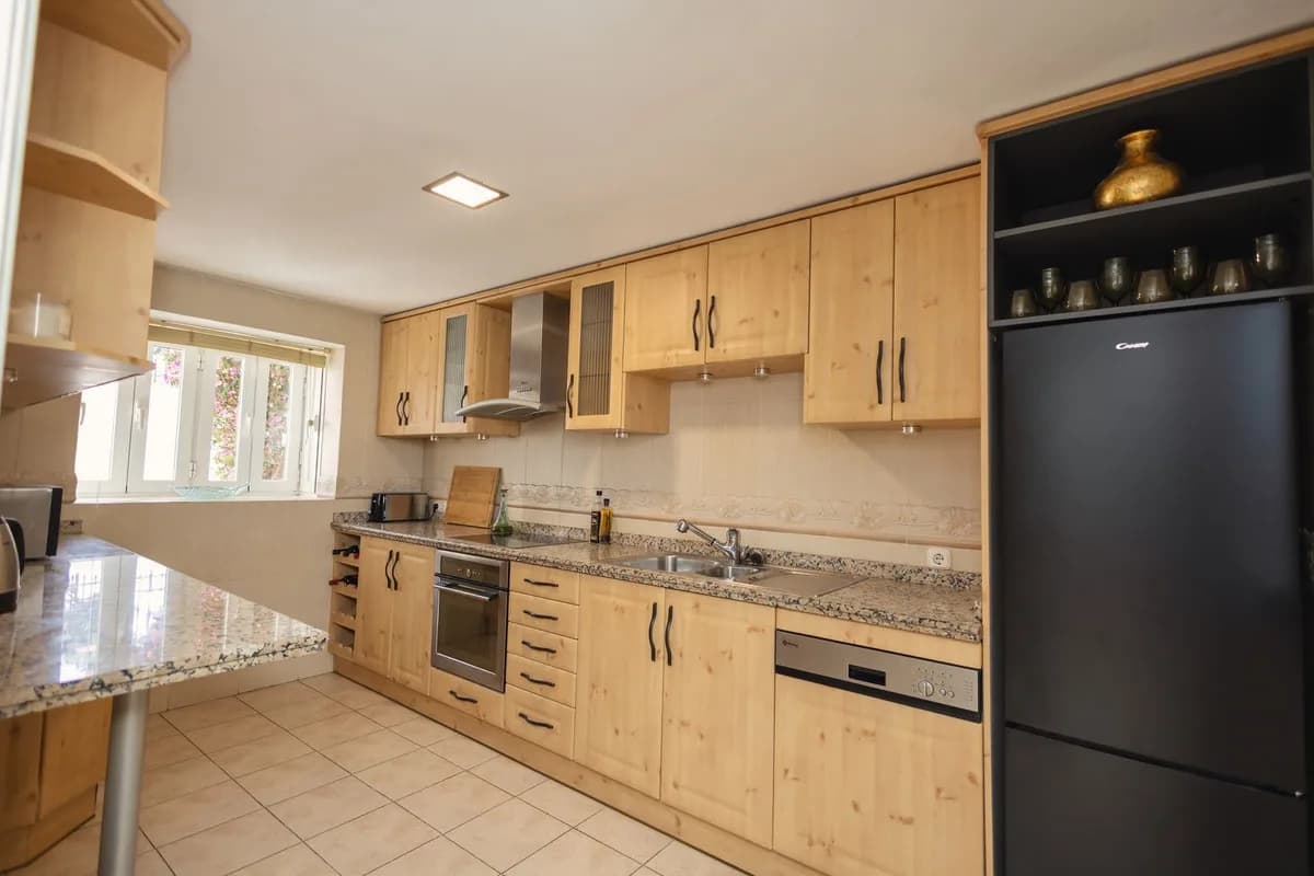 4 Bedroom Townhouse for Sale in Riviera del Sol, Málaga - Image 7