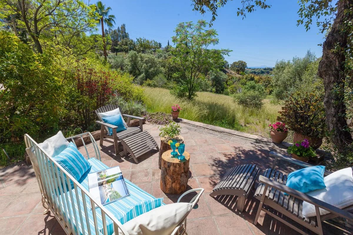 3 Bedroom Detached Villa for Sale in Estepona, Málaga - Image 5