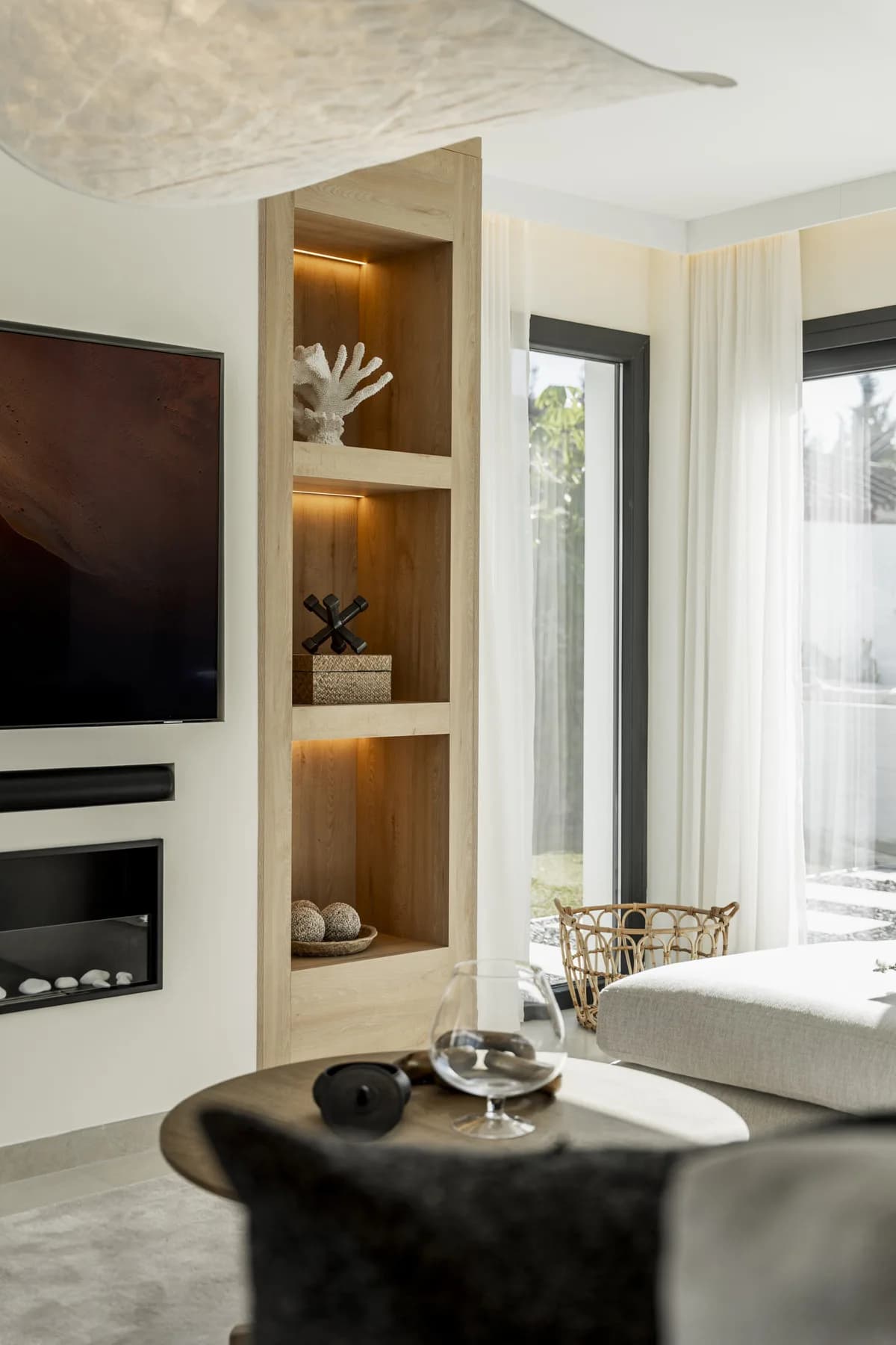5 Bedroom Detached Villa for Sale in San Pedro de Alcántara, Málaga - Image 7