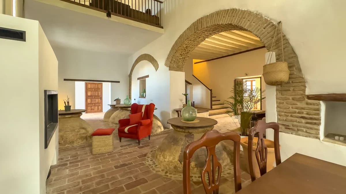 8 Bedroom Finca - Cortijo for Sale in Montes de Málaga, Málaga - Image 3