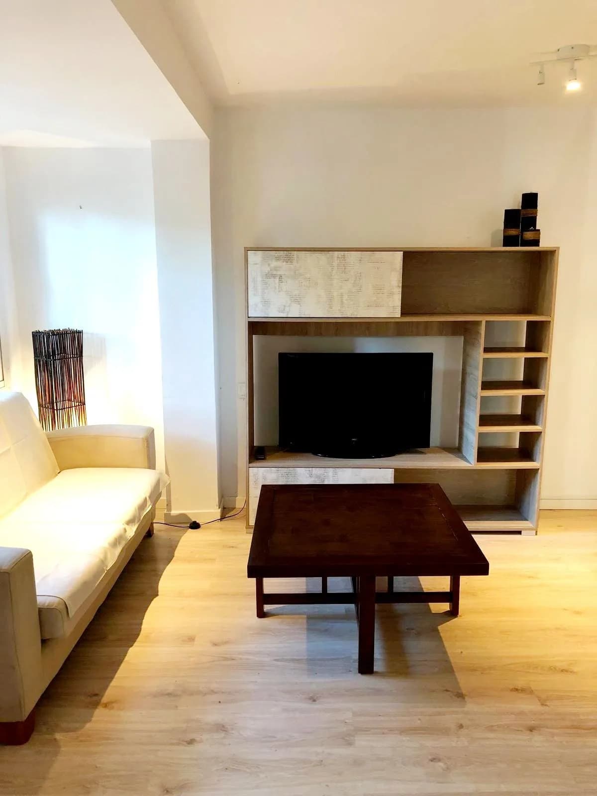 2 Bedroom Ground Floor Apartment for Sale in New Golden Mile, Málaga - Image 5