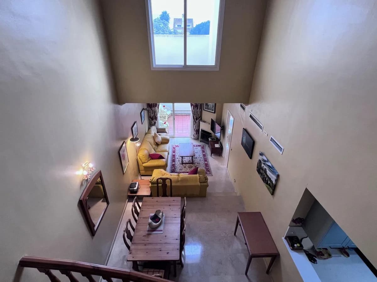 3 Bedroom Penthouse Duplex for Sale in Las Chapas, Málaga - Image 3
