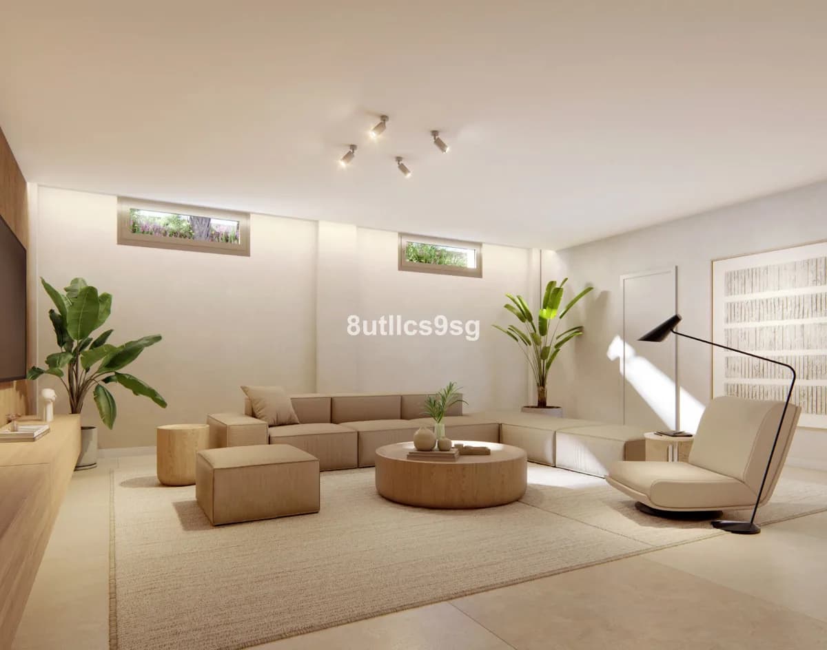 4 Bedroom Detached Villa for Sale in Istán, Málaga - Image 9
