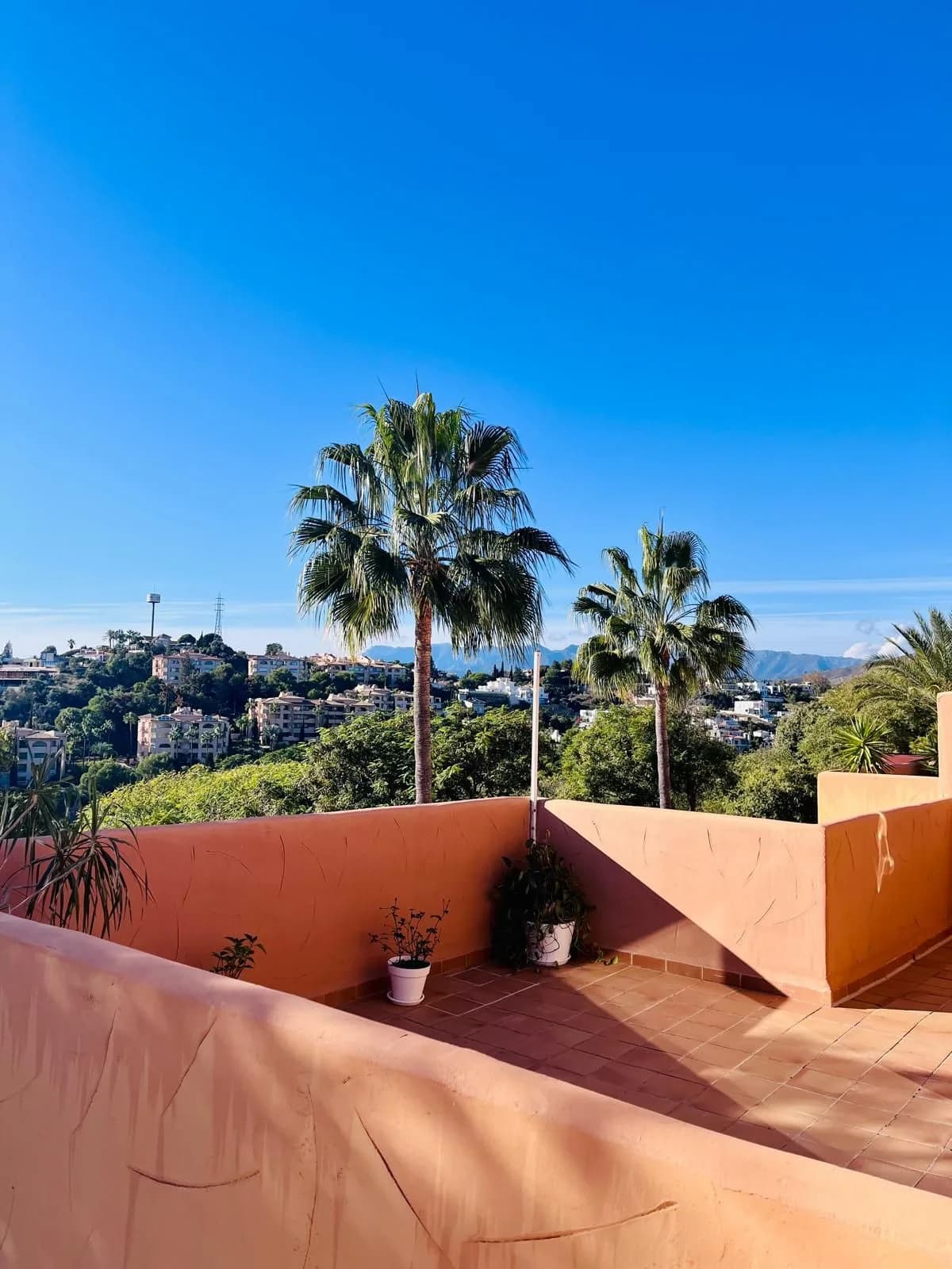 2 Bedroom Penthouse Duplex for Sale in Elviria, Málaga - Image 4