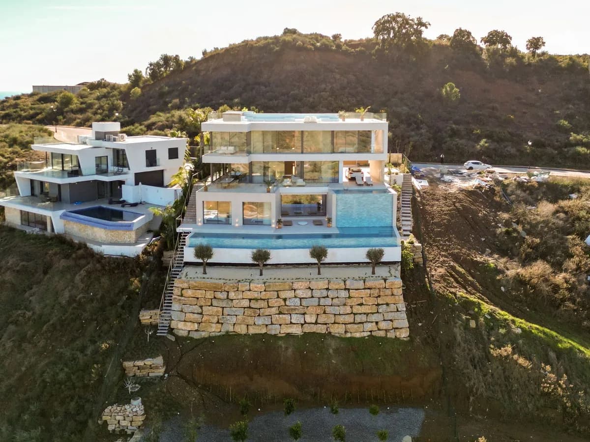 5 Bedroom Detached Villa for Sale in La Cala Golf, Málaga