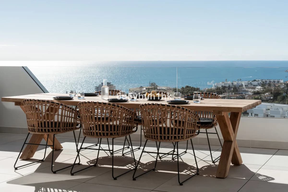 2 Bedroom Penthouse for Sale in Fuengirola, Málaga