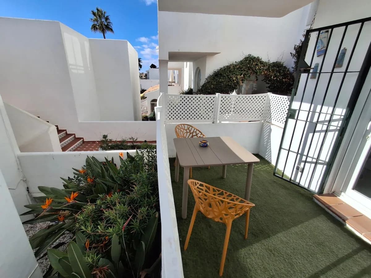 1 Bedroom Ground Floor Apartment for Sale in Riviera del Sol, Málaga - Image 4