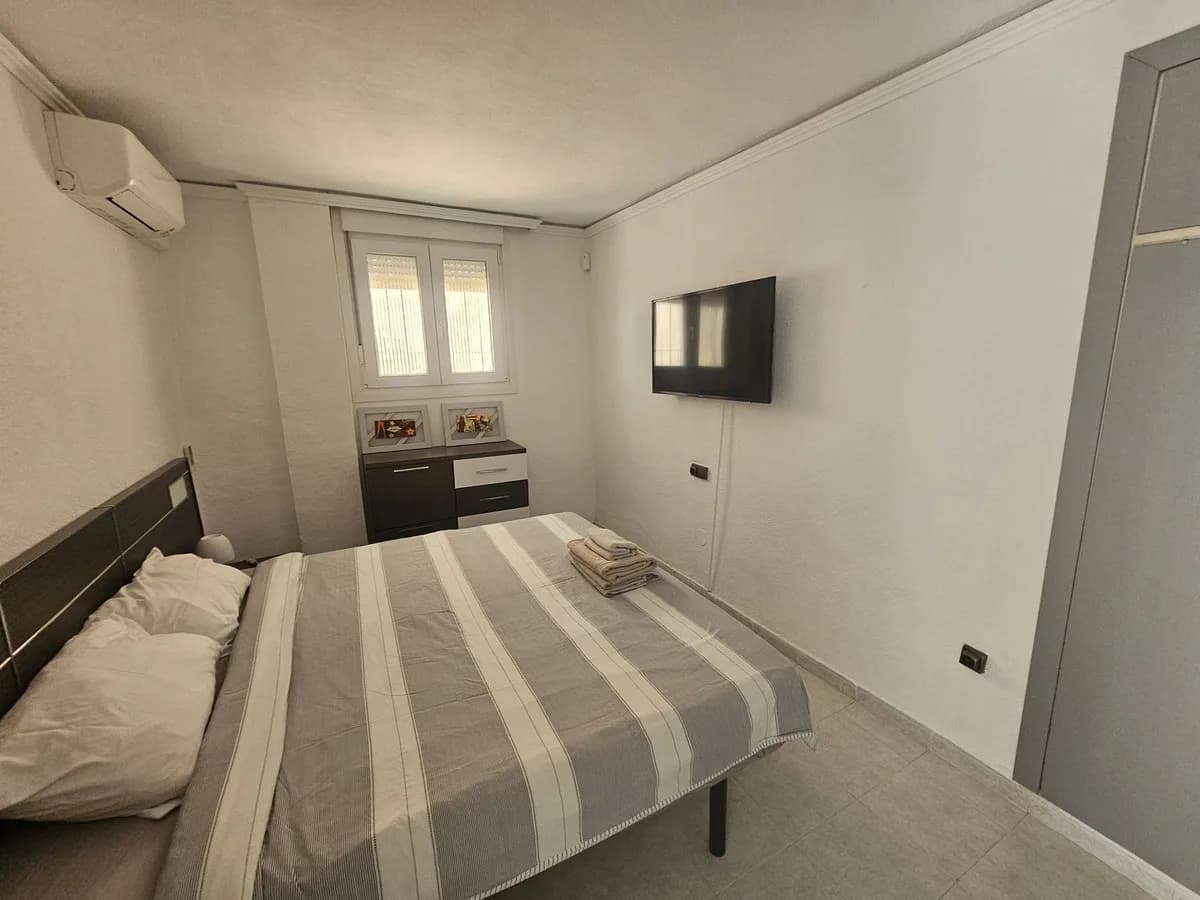 1 Bedroom Ground Floor Apartment for Sale in Riviera del Sol, Málaga - Image 7