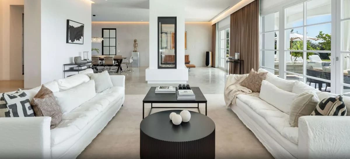 7 Bedroom Detached Villa for Sale in Benahavís, Málaga - Image 7