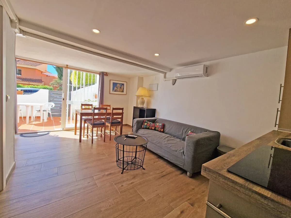 3 Bedroom Townhouse for Sale in Reserva de Marbella, Málaga - Image 2