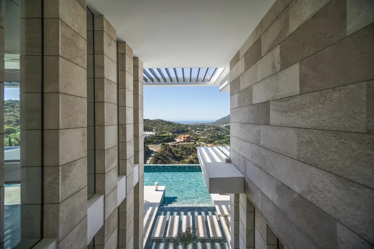 5 Bedroom Detached Villa for Sale in La Zagaleta, Málaga - Image 3