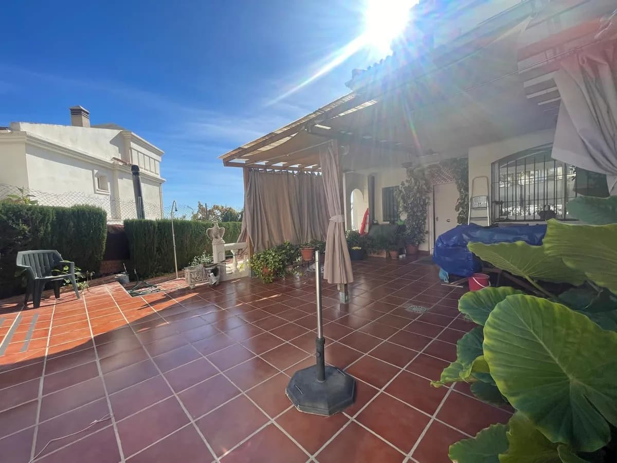 3 Bedroom Townhouse for Sale in Benalmadena, Málaga - Image 6