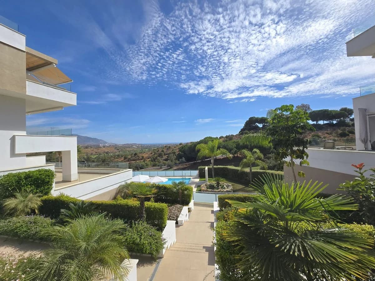 2 Bedroom Ground Floor Apartment for Sale in La Cala Golf, Málaga - Image 5