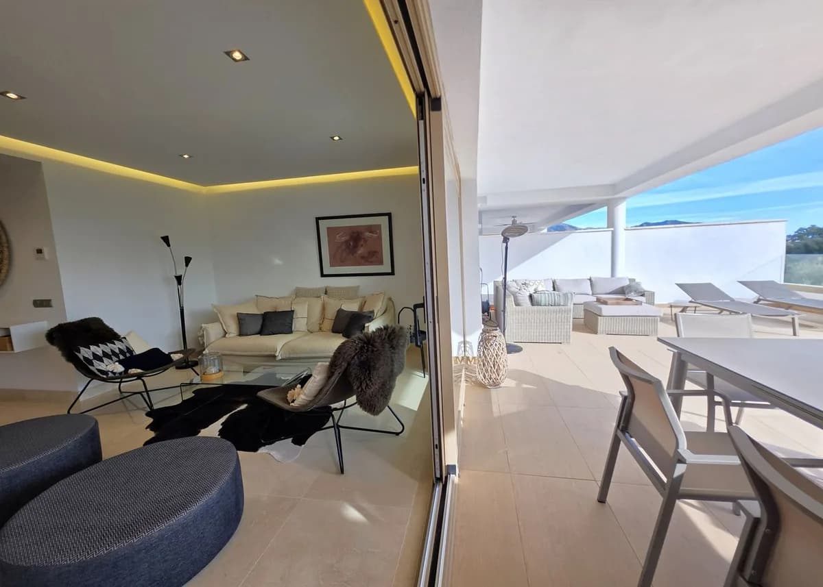 2 Bedroom Ground Floor Apartment for Sale in La Cala Golf, Málaga - Image 6