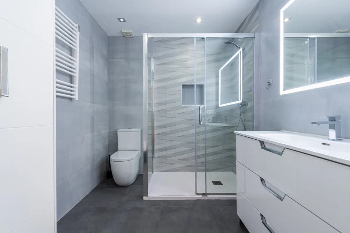 2 Bedroom Ground Floor Apartment for Sale in Benalmadena Pueblo, Málaga - Image 6