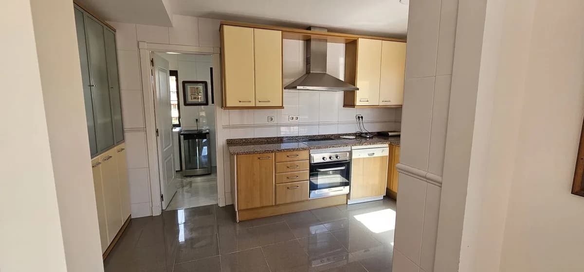 4 Bedroom Penthouse Duplex for Sale in Hacienda del Sol, Málaga - Image 5