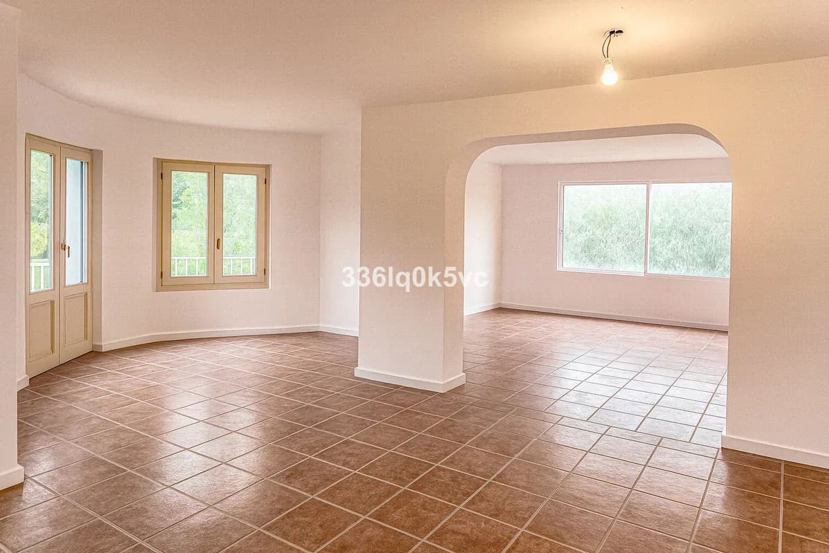 5 Bedroom Detached Villa for Sale in Benahavís, Málaga
