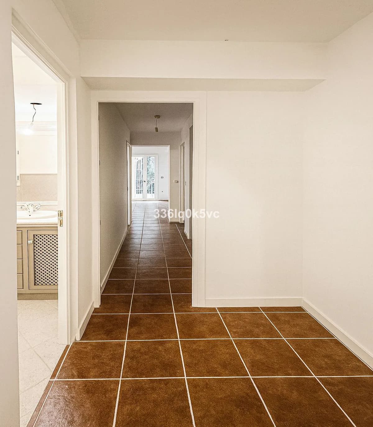 5 Bedroom Detached Villa for Sale in Benahavís, Málaga - Image 8
